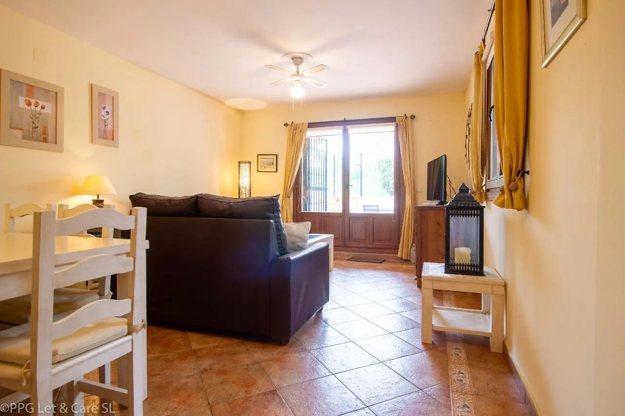 Comoda Casa Con Puerta A La Piscina Ayamonte